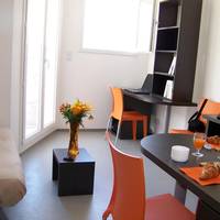Studio (2 Adults)