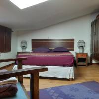 Triple Room with Shared Bathroom