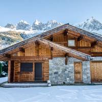 Chalet (4 Adults)