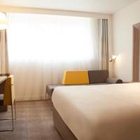 Executive Double Room with Sofa Bed and Shower