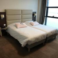 Twin Room with Shower