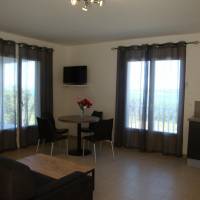 One Bedroom Apartment with Terrace and Sea View