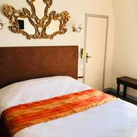 Double Room with One Queen Bed