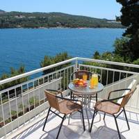 Standard Studio Apartment with Terrace and Sea View