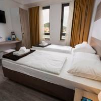 Double or Twin Room with Sea View