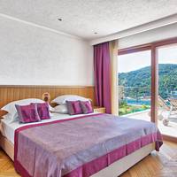 Two-Bedroom Apartment with Sea View