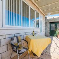 One-Bedroom Apartment with Balcony