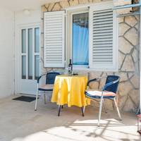 Standard Studio with Terrace and Sea View 