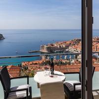 Superior Double Room with Balcony and Sea View