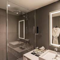 Executive Room with 1 Double Bed and 1 Sofa