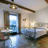 Superior Double Room with Balcony and Mountain View