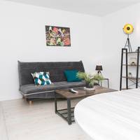 One-Bedroom Apartment - 90 rue du Paris