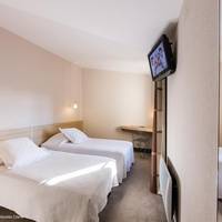 Twin Room with Courtyard View