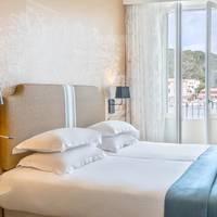 Superior Double Room with Port View