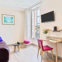 Junior Suite with Port View