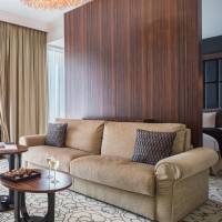 Junior Queen Suite with Sofa Bed - Ocean View 
