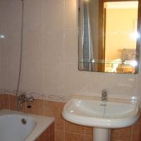 Two-Bedroom Apartment (4-6 Adults)