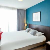 Superior One-Bedroom Apartment (5 Adults)