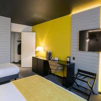 Family Superior Room with One Double Bed and One Single Bed 