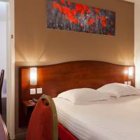 Connecting Room