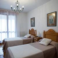 Double or Twin Room with Shared Bathroom