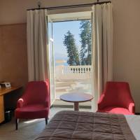 Deluxe Lake Room with Terrace 