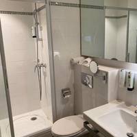 Comfort Queen Room