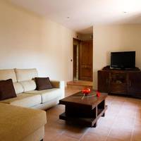 Two-Bedroom Apartment (4 Adults)