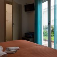Deluxe Double or Twin Room with Garden View