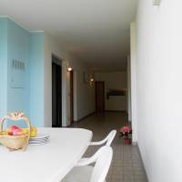 Apartment with Pool View 