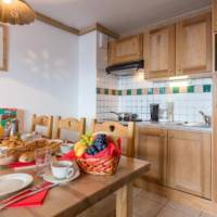2 room alcove apartment 6 people