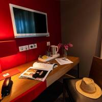 Double or Twin Room with Terrace