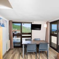 One-Bedroom Apartment (7 Adults)