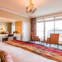 Deluxe King Room with Sea View