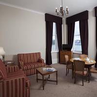 One-Bedroom Suite with Sea View
