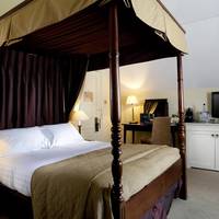 Deluxe Four Poster