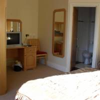 Family Room (2 Adults + 1 Child)