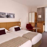 Twin Guest Room