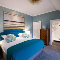 Signature Suite