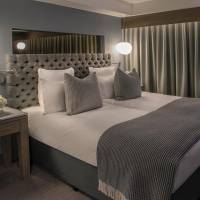 2 Twin Beds Essential