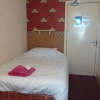 Single Room with Shared Bathroom