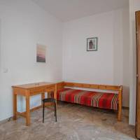 2 Bedroom Apartment (for up to 5 people)