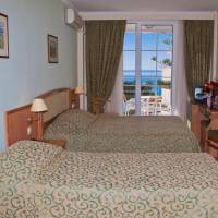 Triple Room with Sea View