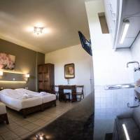 Standard Triple Room with Sea View