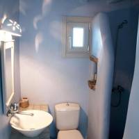 One-Bedroom Apartment with Sea View (2-3 Adults)