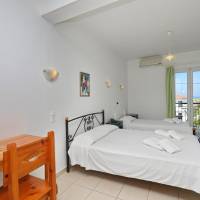 Studio (3 Adults)