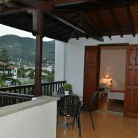 Junior Suite with Pool View