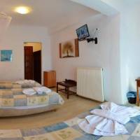 Family Room (2 Adults + 2 Children)