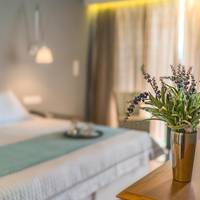 Executive Suite with Sea View-Private Pool and Sauna