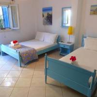 Studio (3 Adults)